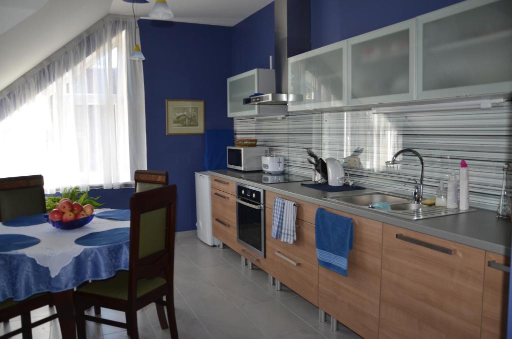 Classic Car Museum Apartment リガ 部屋 写真